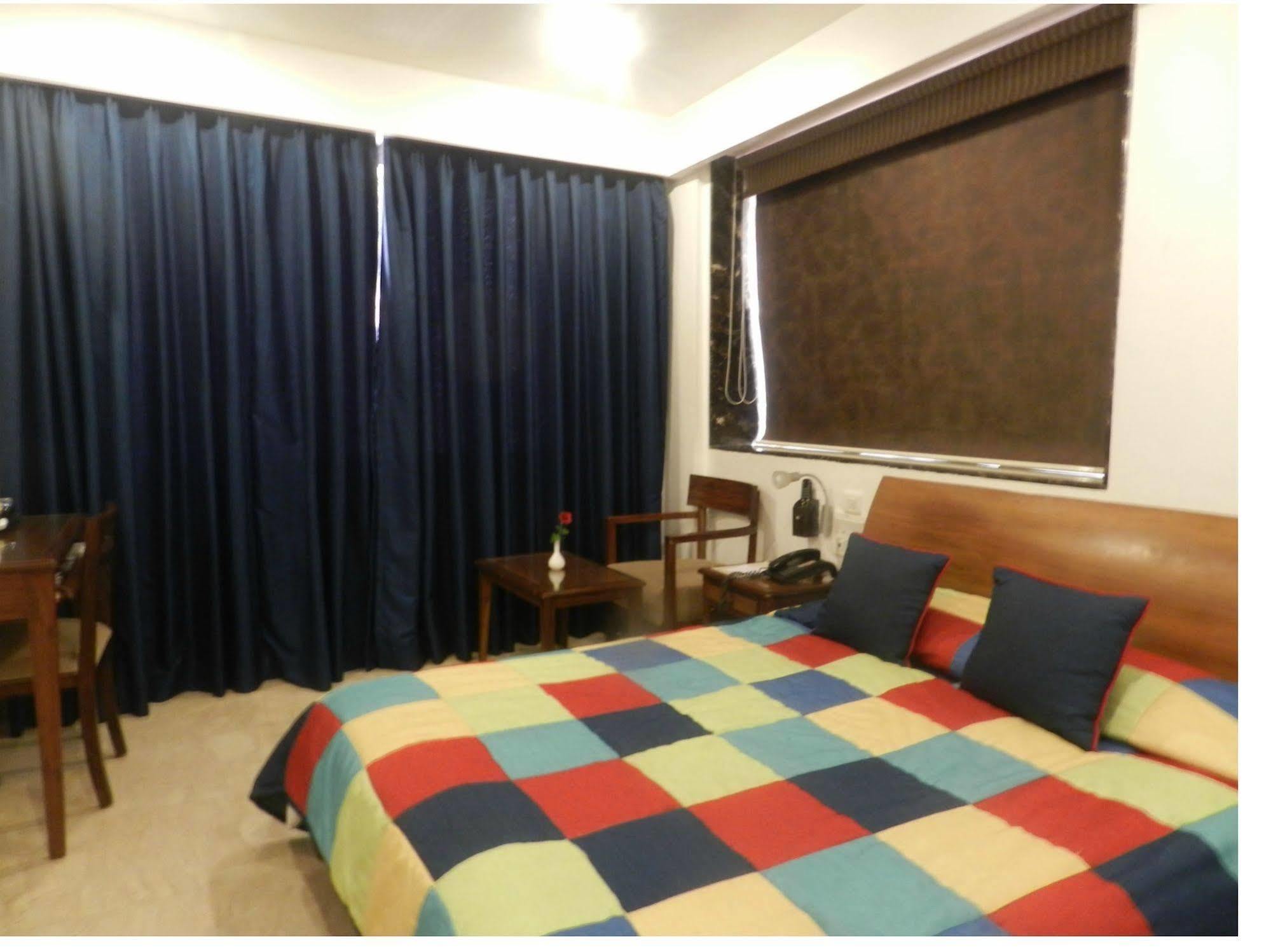 Citizen Hotel Mumbai Dış mekan fotoğraf